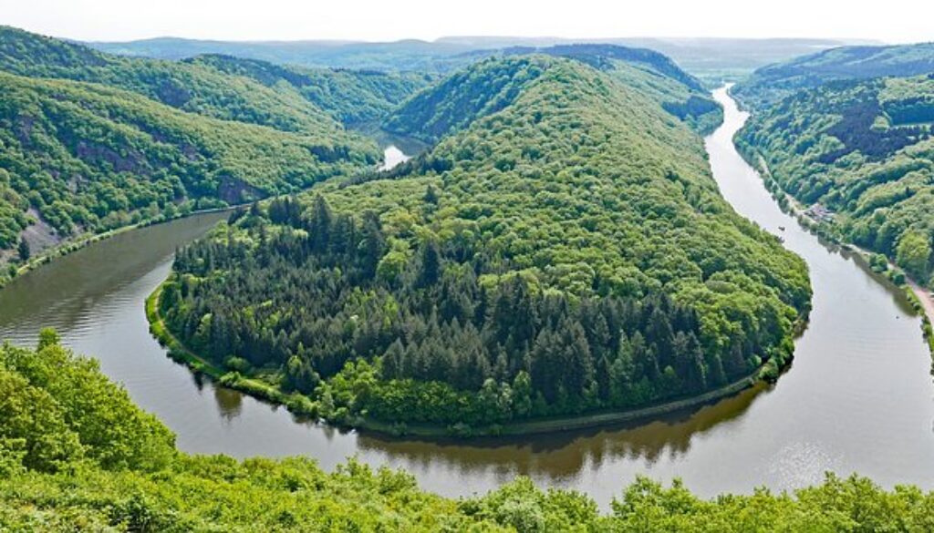 saar-loop-3410864__340