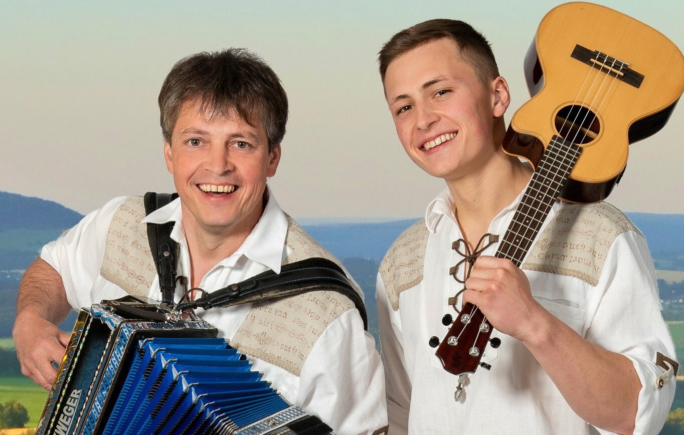 Advent in der Fischerbaude mit „De Hutzenbossen“